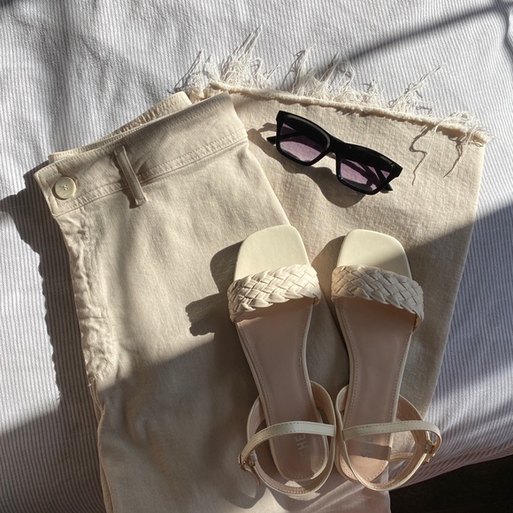 NWT Cream Braided Strap Sandals - Picture 2 of 16